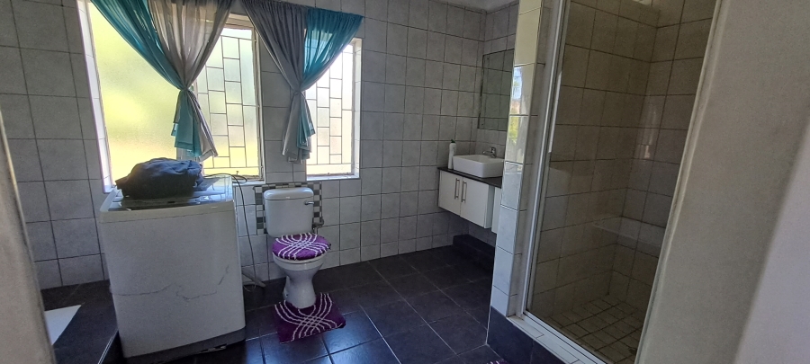 3 Bedroom Property for Sale in Vredenburg Western Cape